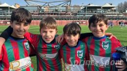 Inizio da favola: i rossoverdi trionfano nel derby con 6 gol 
