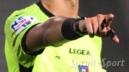 Un compagno viene insultato, la squadra lascia il campo con lui: ecco la decisione del giudice sportivo