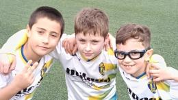 Tredici gol, una tripletta in dieci minuti e tre doppiette: succede di tutto in un match spettacolare