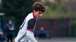 Uomo copertina! Il classe 2007 all'esordio tra i grandi sogna i playoff con il paese di 5mila abitanti