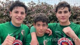 Manca sempre meno! Vanno sotto dopo 10 secondi ma la ribaltano in 5 minuti con il loro baby fenomeno