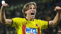 Dal dramma sfiorato al gol con la squadra che "non pu&ograve; mai morire": Edoardo Bove, 472 giorni dopo