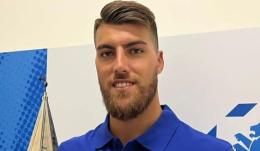 Arriva a 100 partite con la stessa maglia e viene festeggiato dal suo club: il difensore-corazziere &egrave; una garanzia