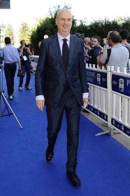 La cessione del Milan trattativa complessa, negli ultimi cinque anni sempre passivi consistenti