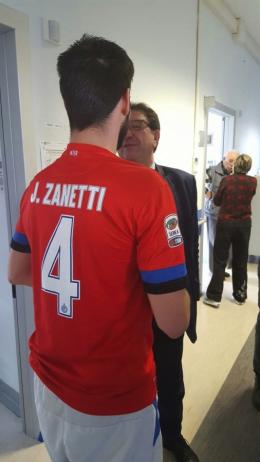 Aggredito e operato d'urgenza: un regalo speciale per Gianluca Cigna