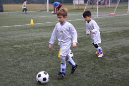 Proposte tecniche di allenamento individuale FIGC. Primi Calci puntata 9