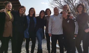 Genitori "elicotteri" o "tigri": un problema in ogni caso