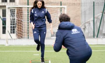Calcio Femminile e infortuni al ginocchio: come ridurre il rischio e proteggere la carriera delle atlete. I consiglio del Dott. Gastaldo di Isokinetic Torino