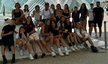 Un'altra grande avventura estiva: da Milano alla Spagna, una settimana nella villa di una vecchia stella del Levante