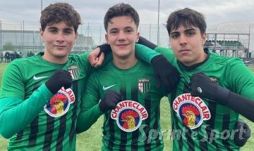 UNDER 15 ÉLITE AUSONIA • I due bomber ai lati e il muro difensivo al centro: Rovito e Gabriele stringono Iannantuono