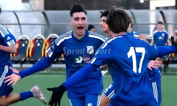 Entra e cambia la partita: il gol a 2' dalla fine vale la vetta solitaria