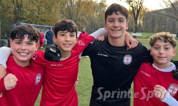 Corona rossobl&ugrave; alla Barona: vincono con la prima in classifica