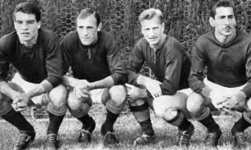 Da sintra verso destra: i calciatori Alberto Orlando, Pedro Waldemar Manfredini, Arne Bengt Selmosson e Alcides Edgardo Ghiggia Pereyra della Roma fra il 1950 e il 1960
