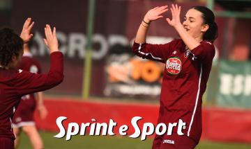 Under 19 femminile, Cit Turin-Torino 0-6, l'esultanza di Nicole Grieco e Giulia Gullo (foto Cassar&agrave;)