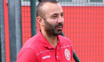 Cacciato dopo una sola partita l'ex Serie A, il club a rischio retrocessione richiama il tecnico gi&agrave; esonerato