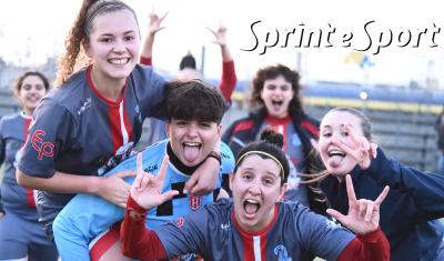 Promozione Femminile, Borgo Vittoria-Racco 86 1-2: l'esultanza delle cuneesi a fine partita (foto Cassarà)