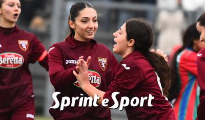 Under 17 femminile, qualificazione Play Off, Cit Turin-Torino 1-15: l'esultanza di Sofia Fiore e Marta Tamburella (foto Cassar&agrave;)