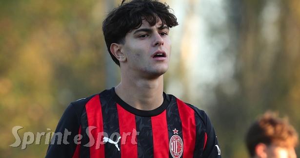 Milan, il contratto che cambia una vita: Pietro Avogadro firma e sale sul treno del Milan Futuro