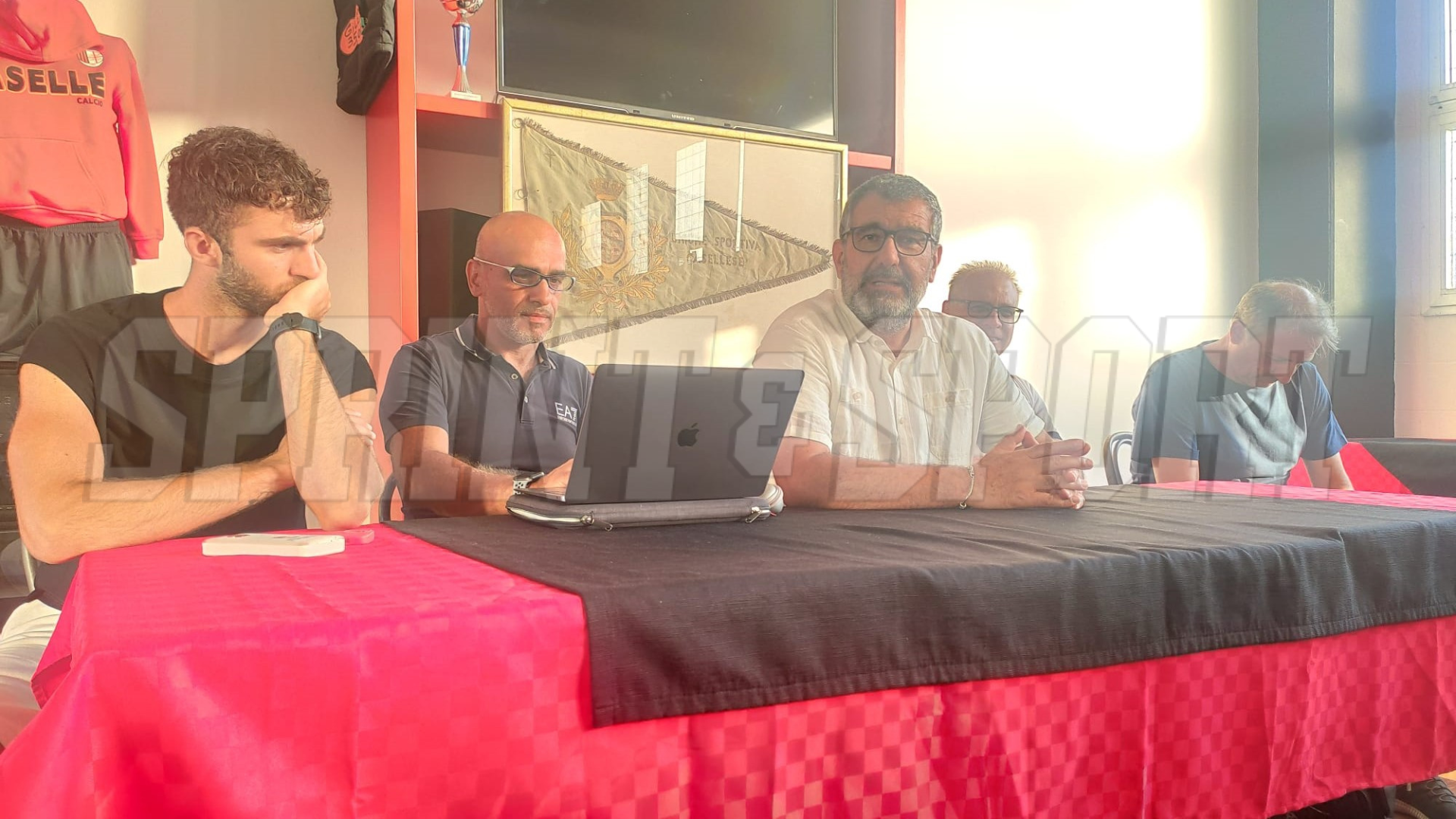 PRESENTAZIONE CASELLE CALCIO