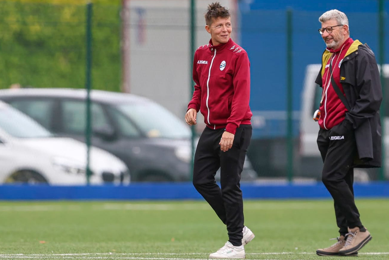 Monica Iustoni assieme al dirigente Massimo Bonanomi