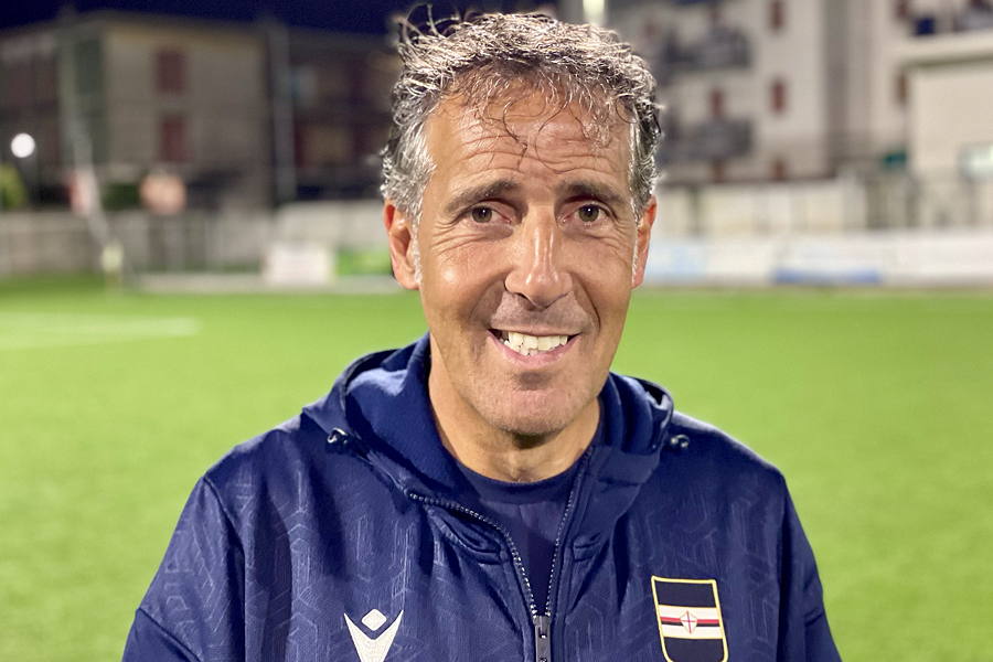 Matteo Pastorino, tecnico sampdoriano che ha portato i suoi ragazzi alla vittoria finale del Memorial Mazza.