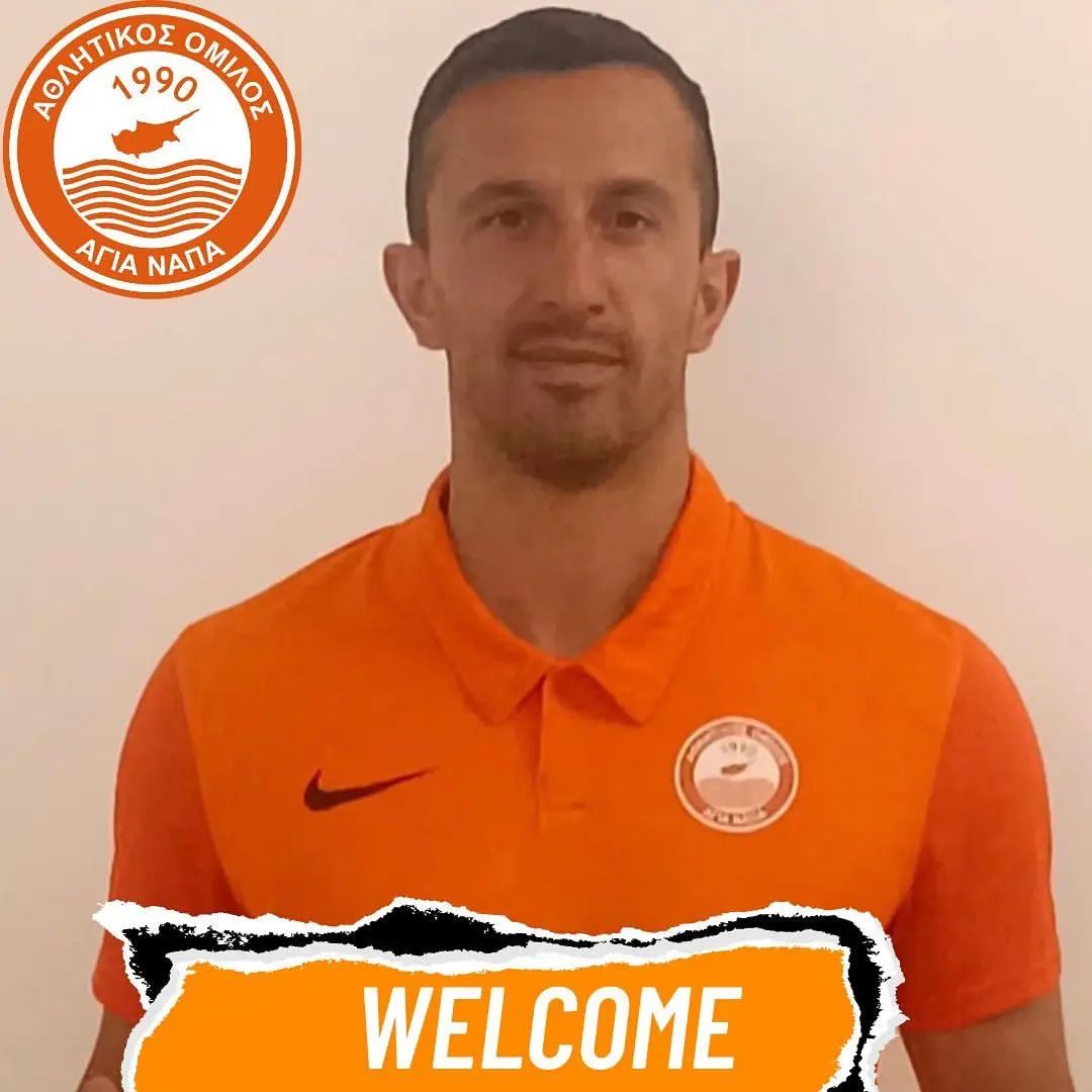 AYIA NAPA MATTIA CINQUINI