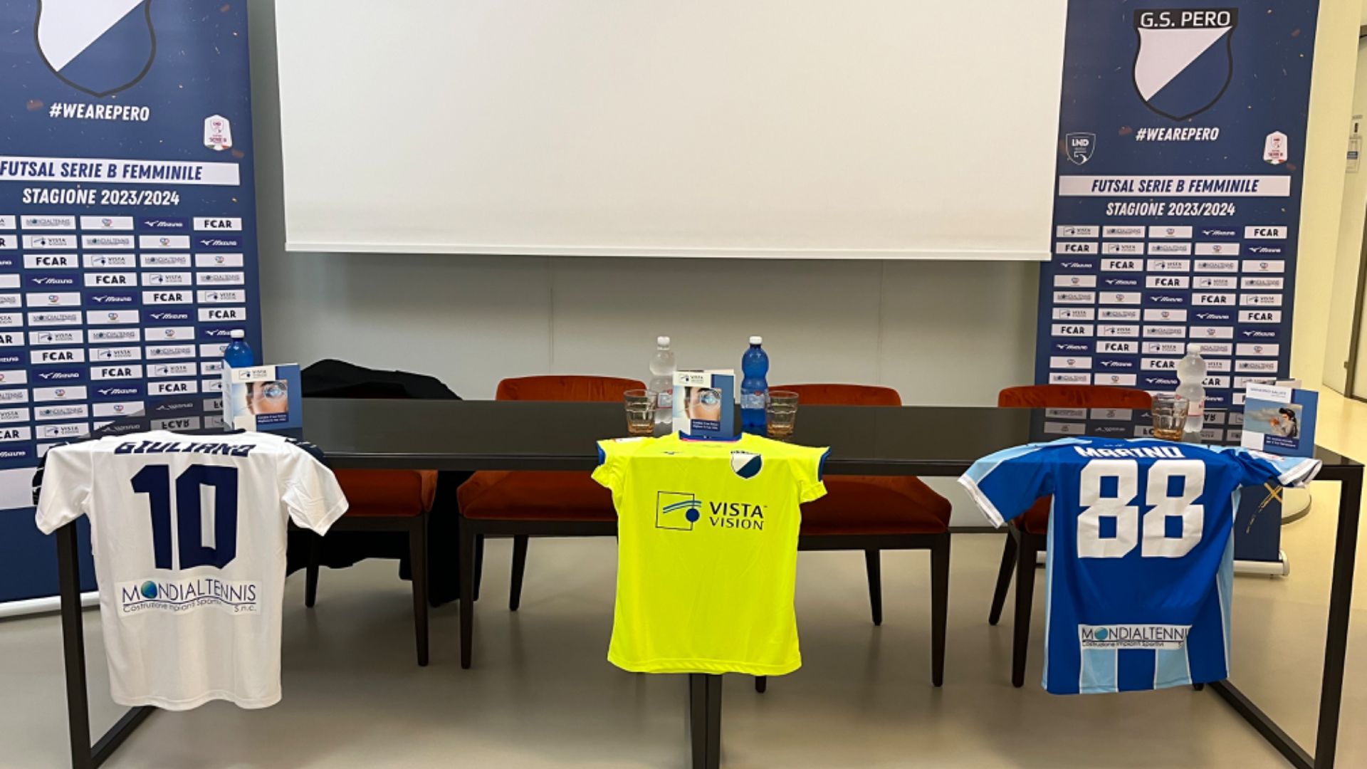 Le magliette del GS Pero