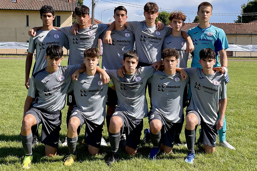 Gli undici del Caravaggio con la divisa grigia