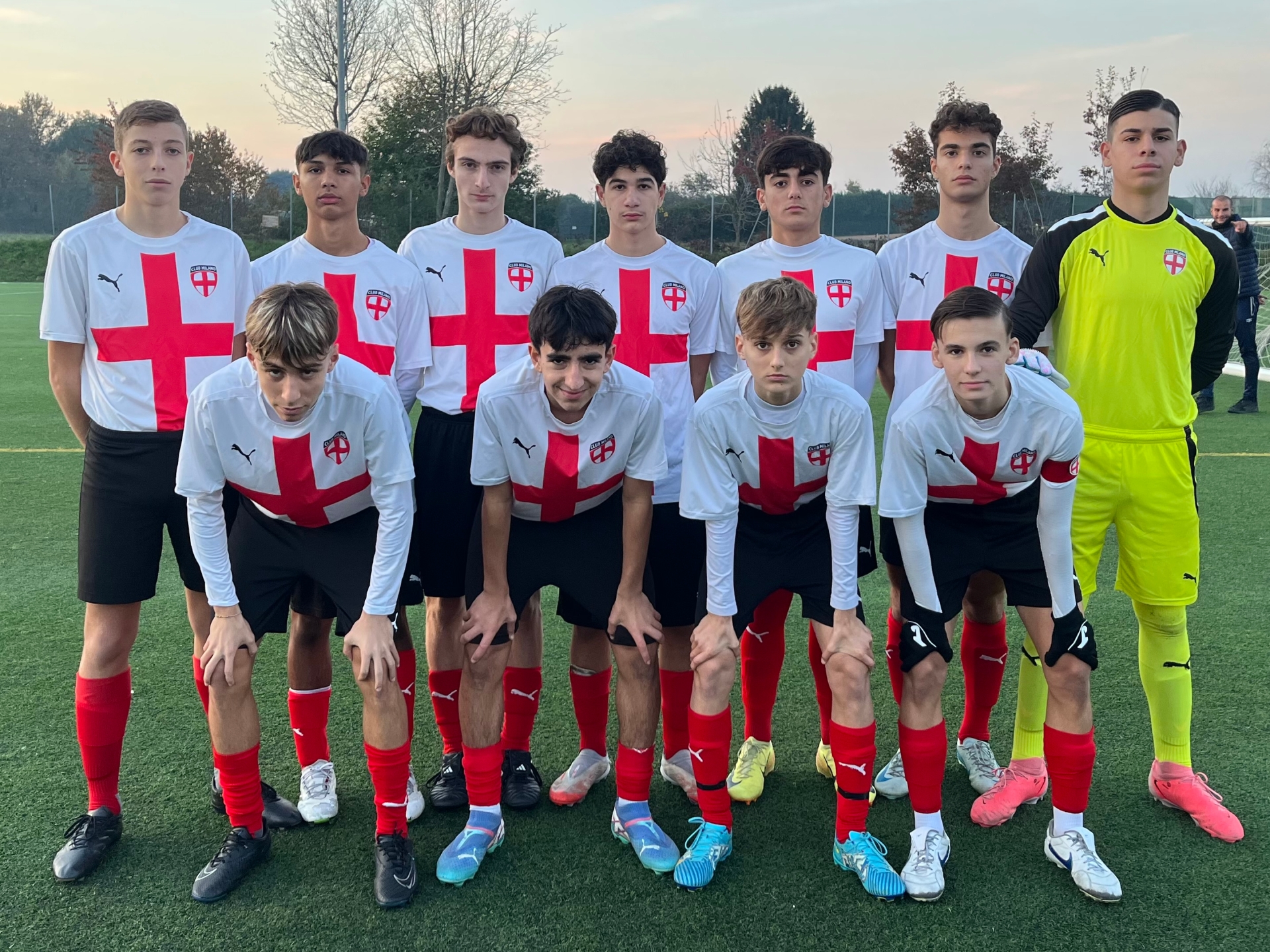 L'undici iniziale del Club Milano