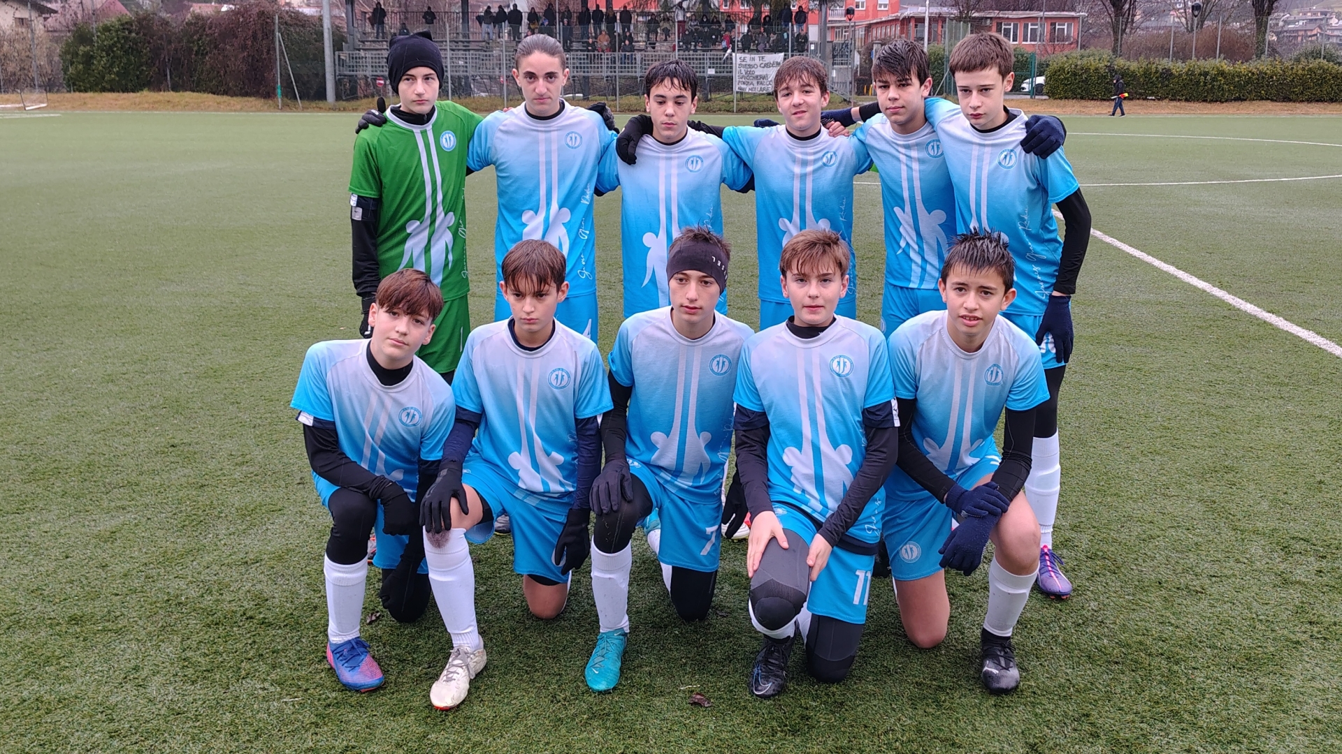 L'XI titolare mandato in campo da Locatelli