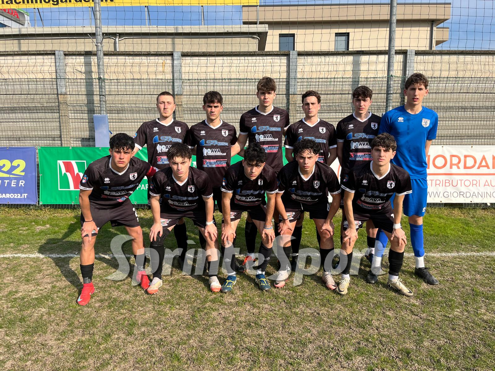 FOTO DI SQUADRA DEL DERTHONA U19