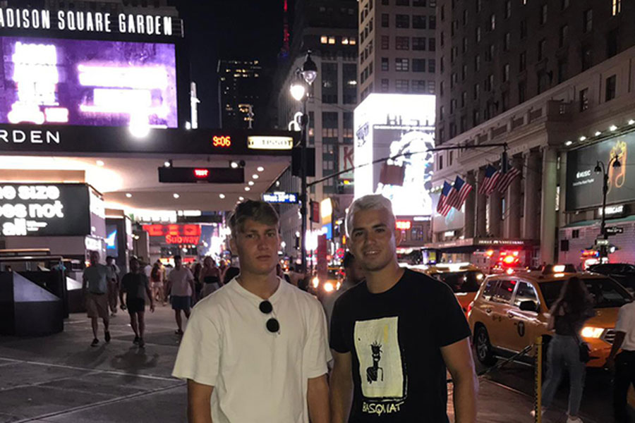 College Life Italia - La storia di Nota